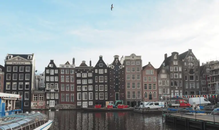 Met die drukte nog in het centrum van Amsterdam wonen?